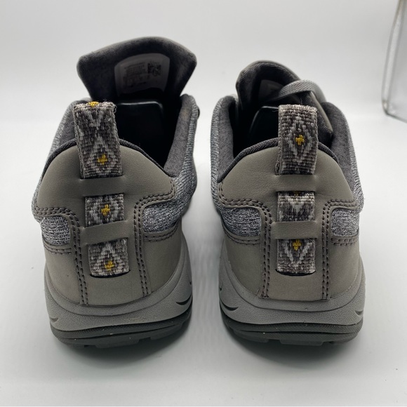 NWOT Chaco Kanarra Emmes Sneakers in gray SZ 6. - Picture 7 of 14